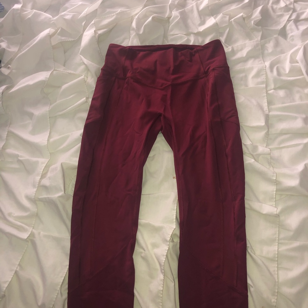 Burgundy athleisure leggings